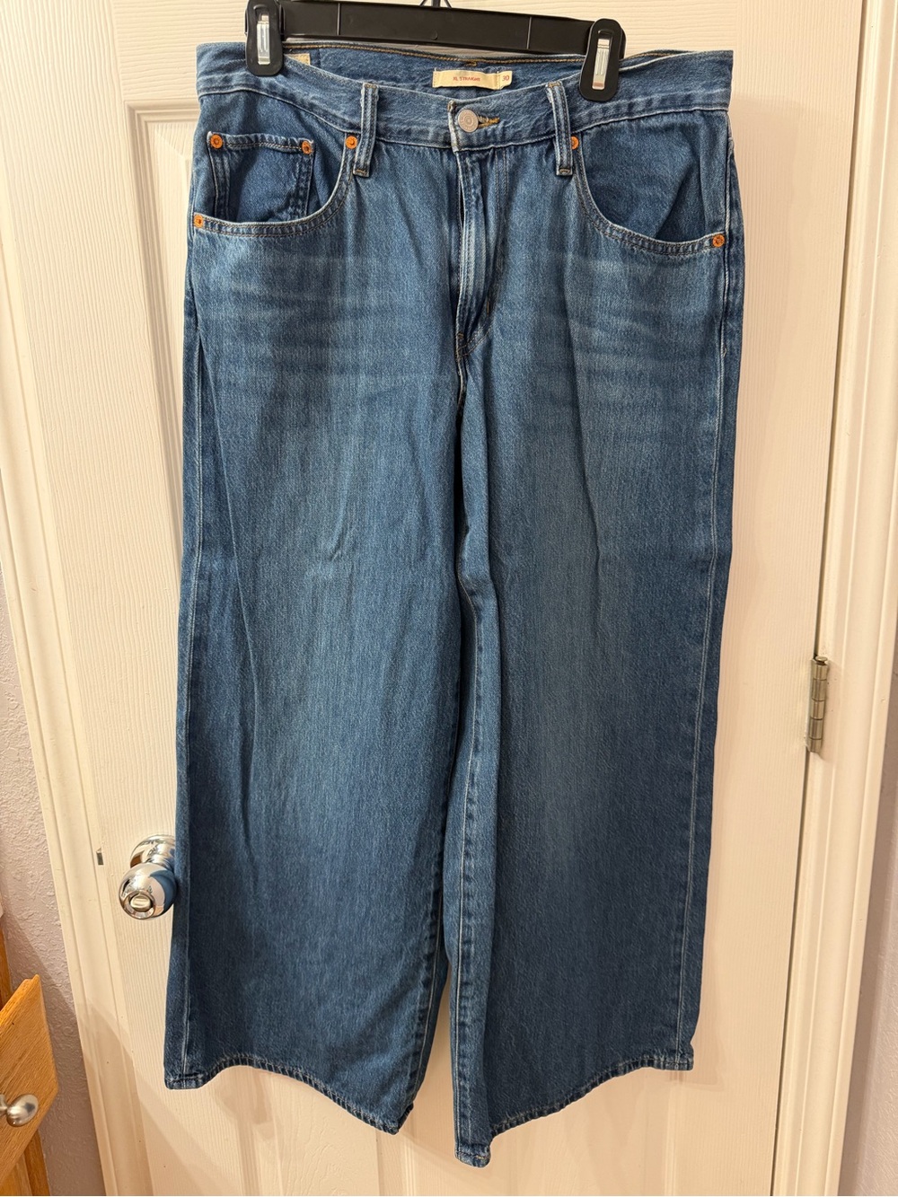 Levi's XL Baggy Straight Wide-Leg Women’s Lightweight Jeans Medium Blue 30 x 29